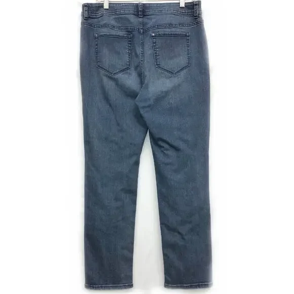 Chicos Fabulously Slimming Jeans  Short Med Wash US 8 - Picture 2 of 4